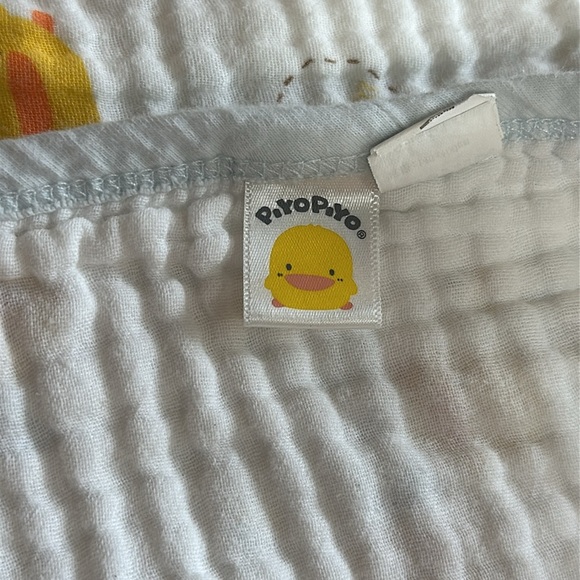 Piyo Piyo - pair of lightly insulated/quilted crib blankets - Picture 3 of 3